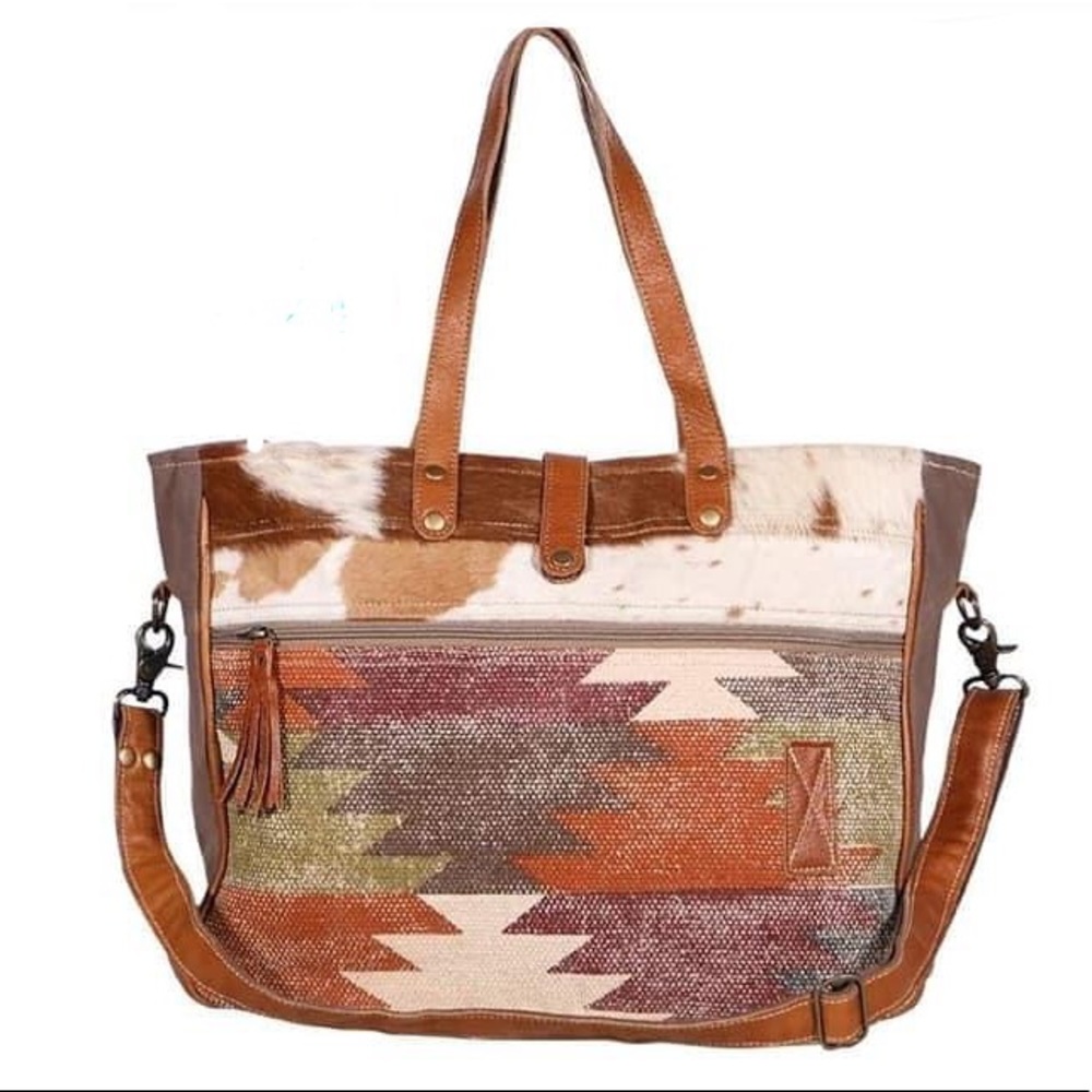 Myra Crusader Weekender Bag